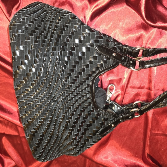 Cole Haan Black Genvieve Suede & Patent Medium Handbag - Picture 6 of 12